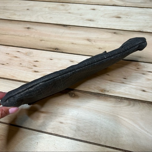 GAP Envelope Clutch - Picture 11 of 12